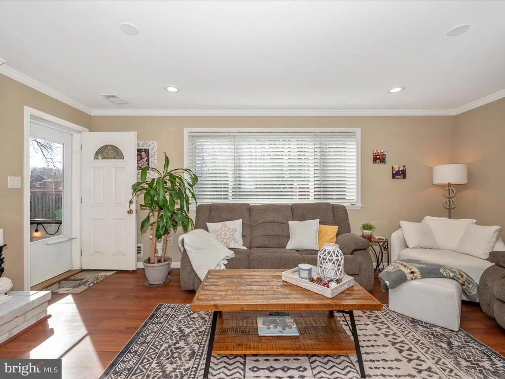 Photo of 13206 BLUHILL ROAD