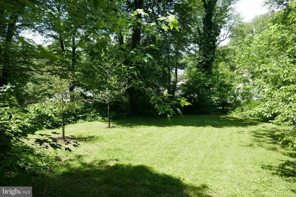 Photo of 2517 MASON STREET