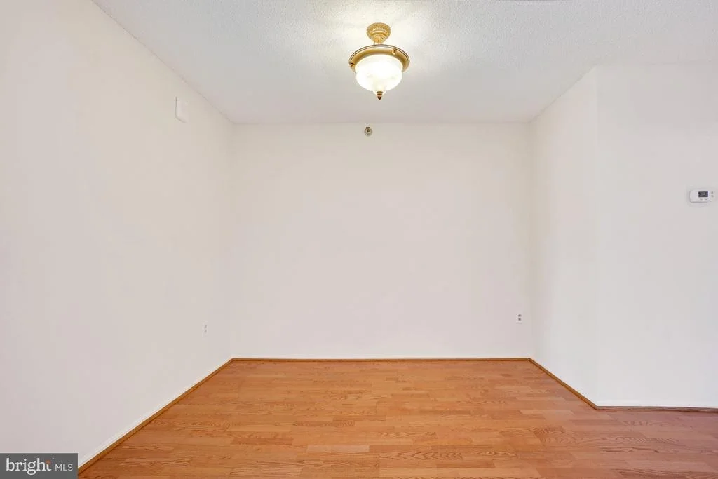 Photo of Unit 1724 at 15101 INTERLACHEN DRIVE