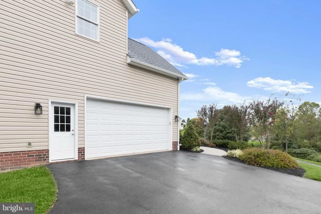 Photo of 4175 THOMAS DRIVE