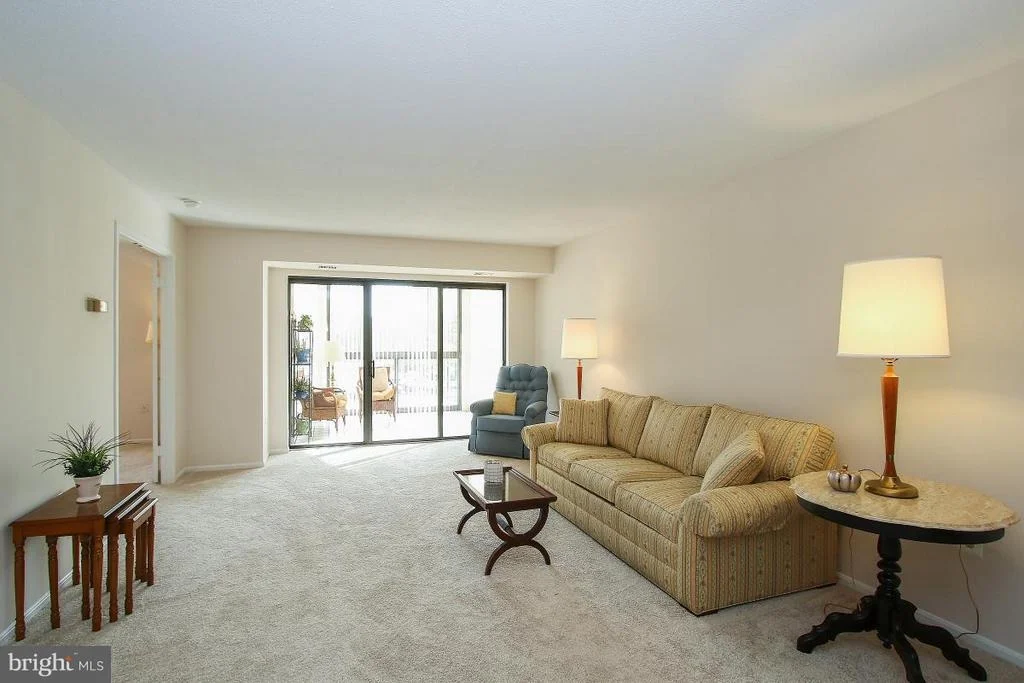Photo of Unit 3201 at 15115 INTERLACHEN DRIVE