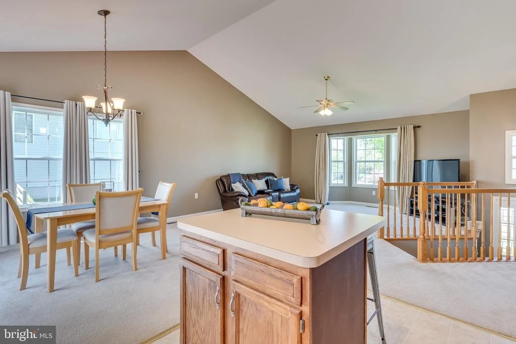 Photo of 476 OAK LEE