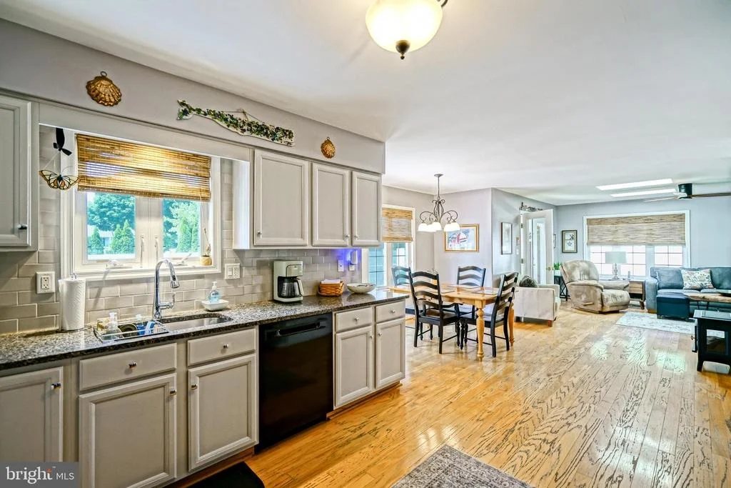 Photo of 30860 EDGEWATER DRIVE