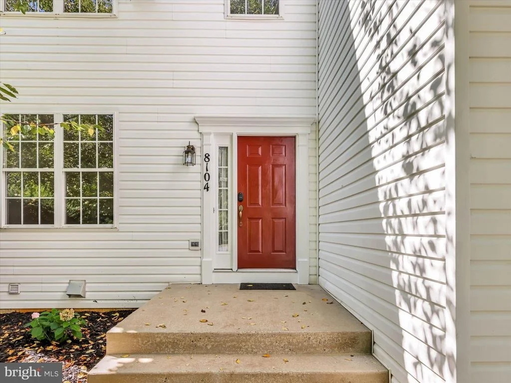 Photo of 8104 PEPPER RIDGE WAY