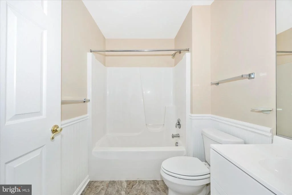 Photo of 1007 PARADE LANE