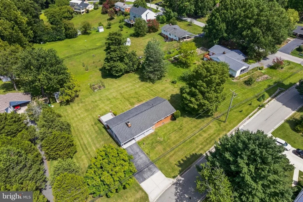 Photo of 6308 JULIE PLACE