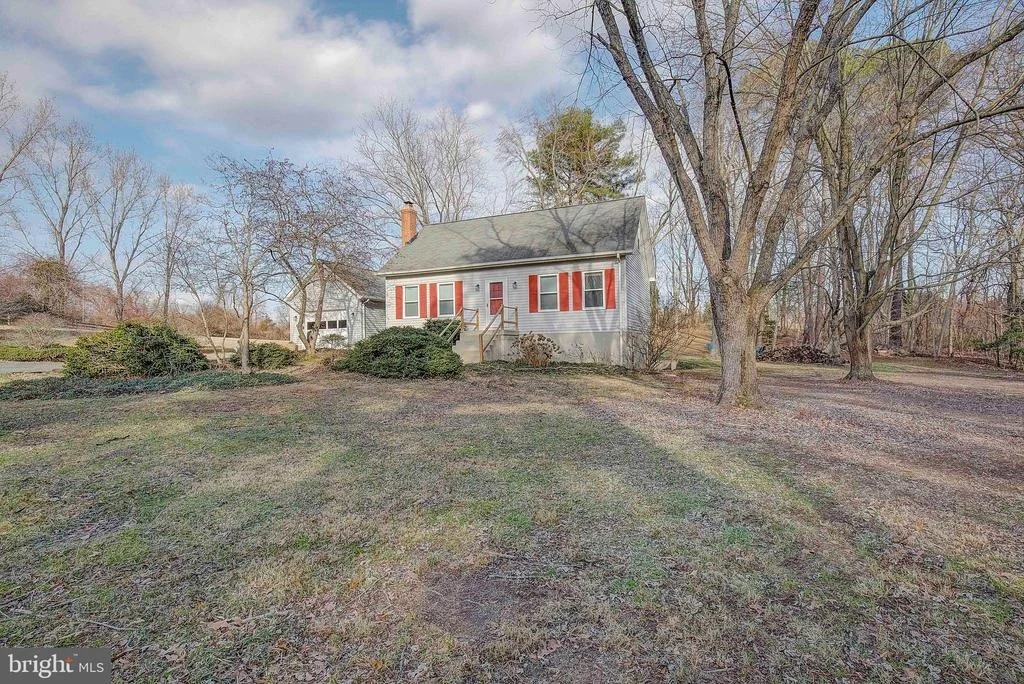 Photo of 9150 MACKALL ROAD