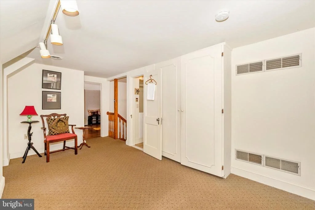 Photo of 5433 SHOOKSTOWN ROAD