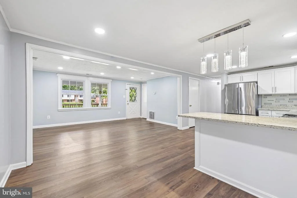 Photo of 1437 CEDARHURST ROAD