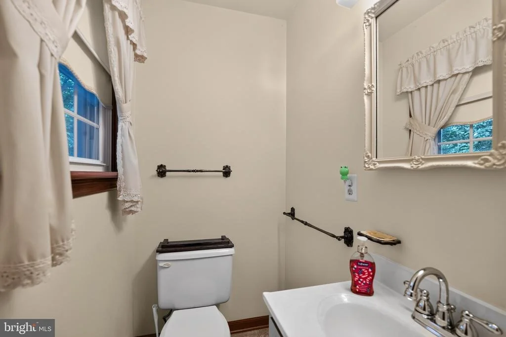 Photo of 9810 WOODSBORO ROAD
