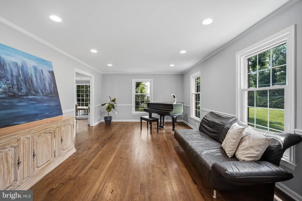 Photo of 8354 OLD DOMINION DRIVE