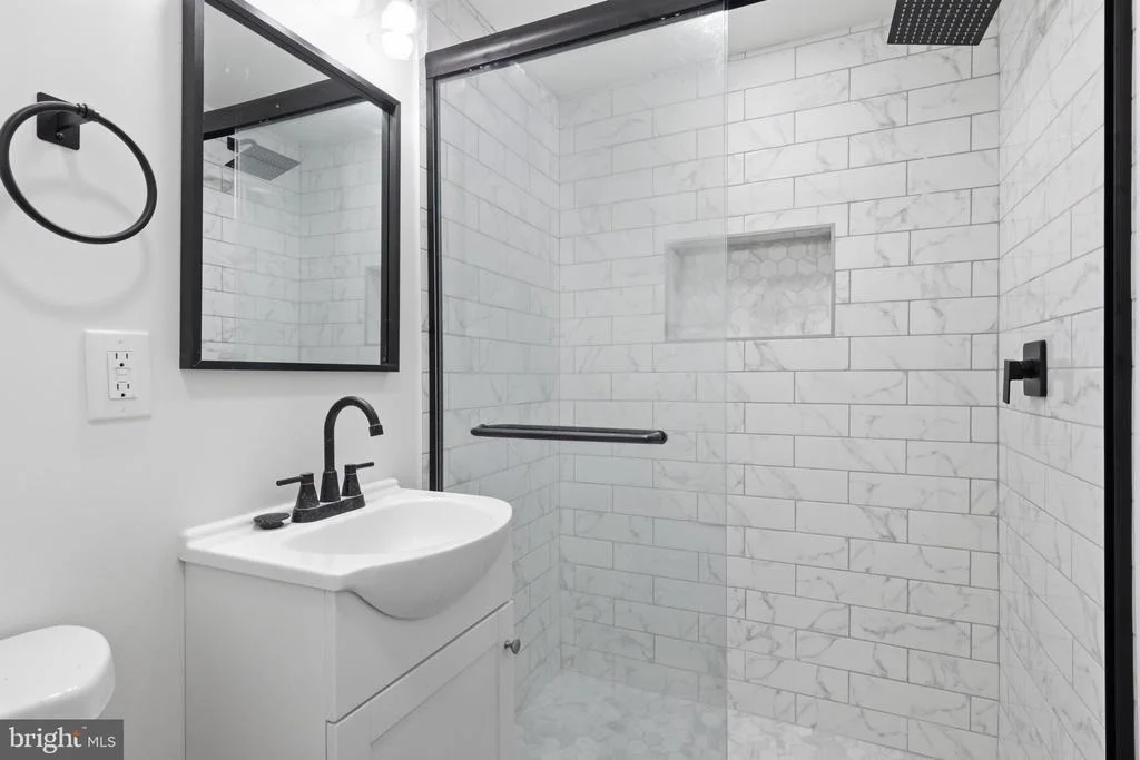 Photo of 716 CALVERT LANE