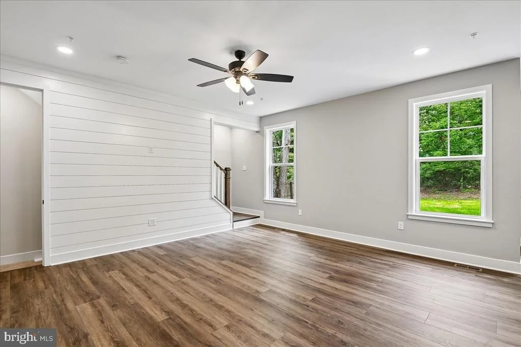 Photo of 9312 MADISON AVENUE