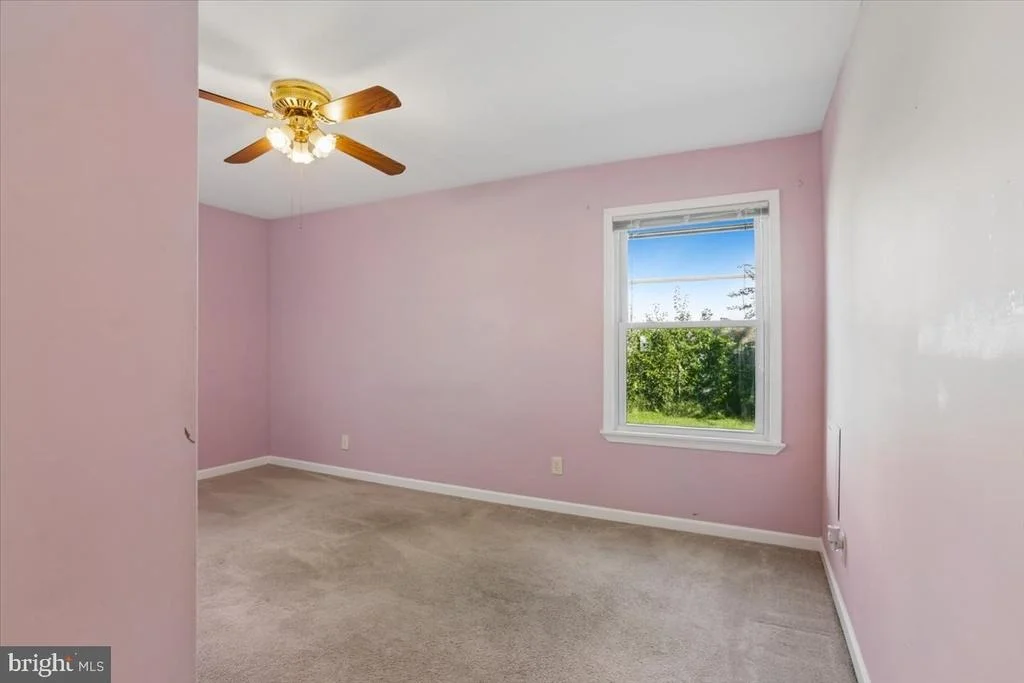 Photo of 103 HONEYSUCKLE DRIVE