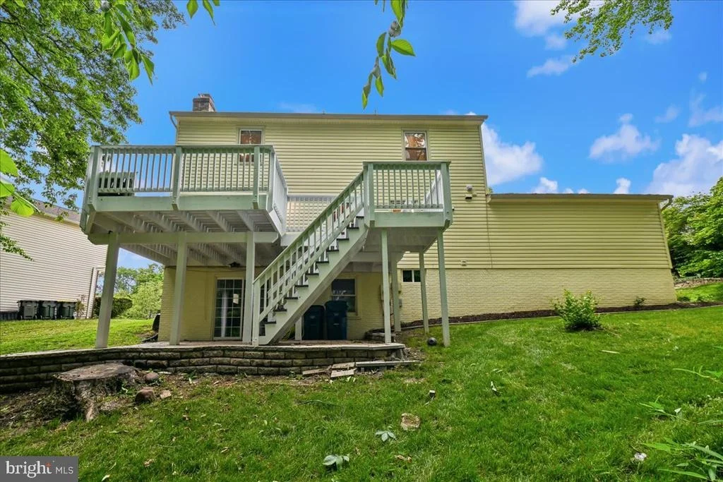 Photo of 7592 RUXTON DRIVE