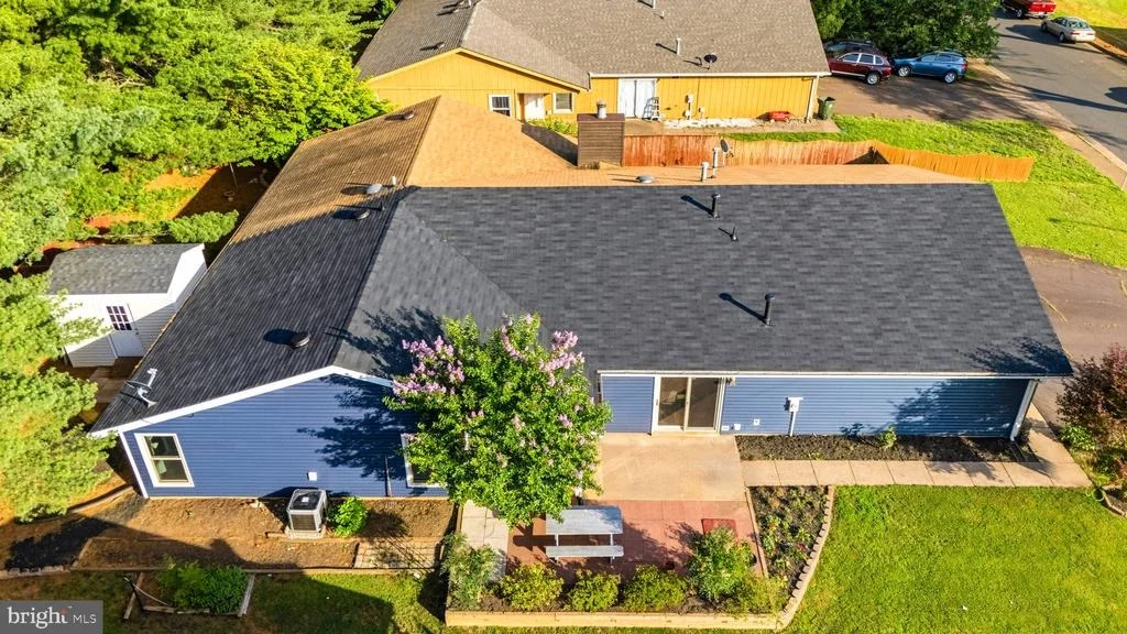 Photo of 588 MEADOWBROOK DRIVE