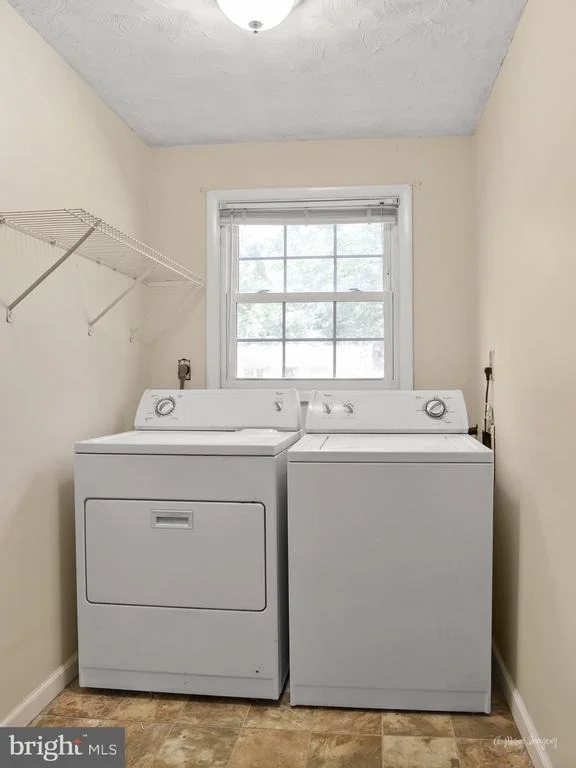 Photo of 2808 BREWSTER ROAD