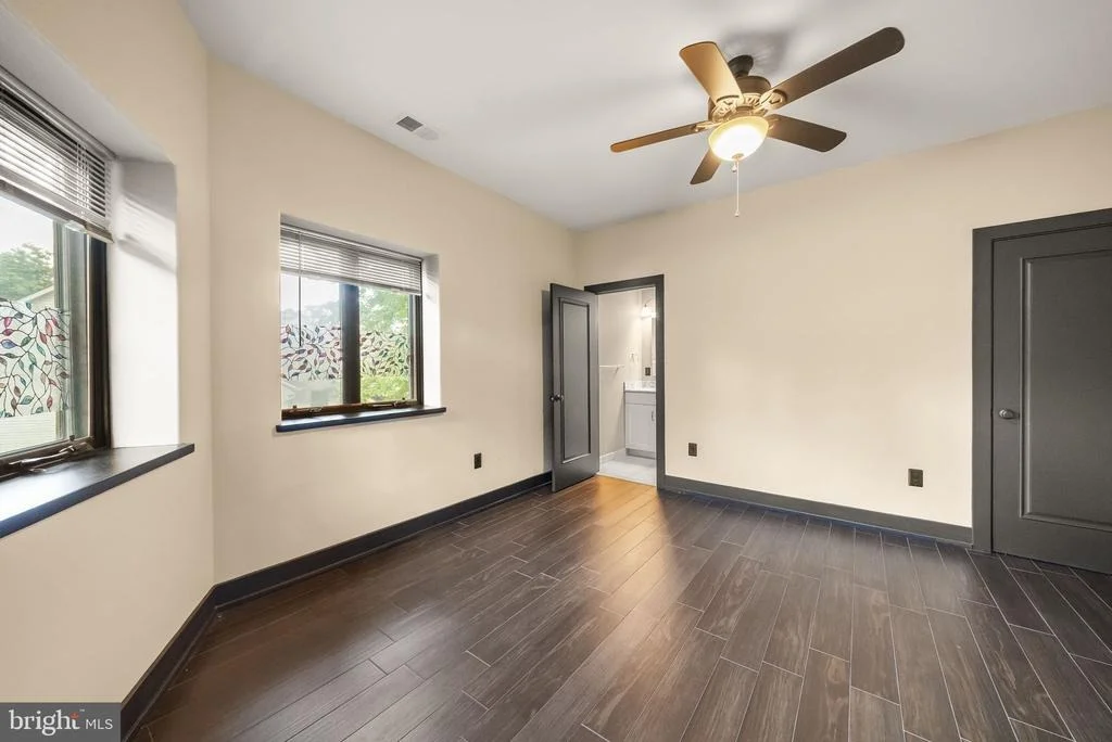 Photo of 8419 OVERLOOK STREET