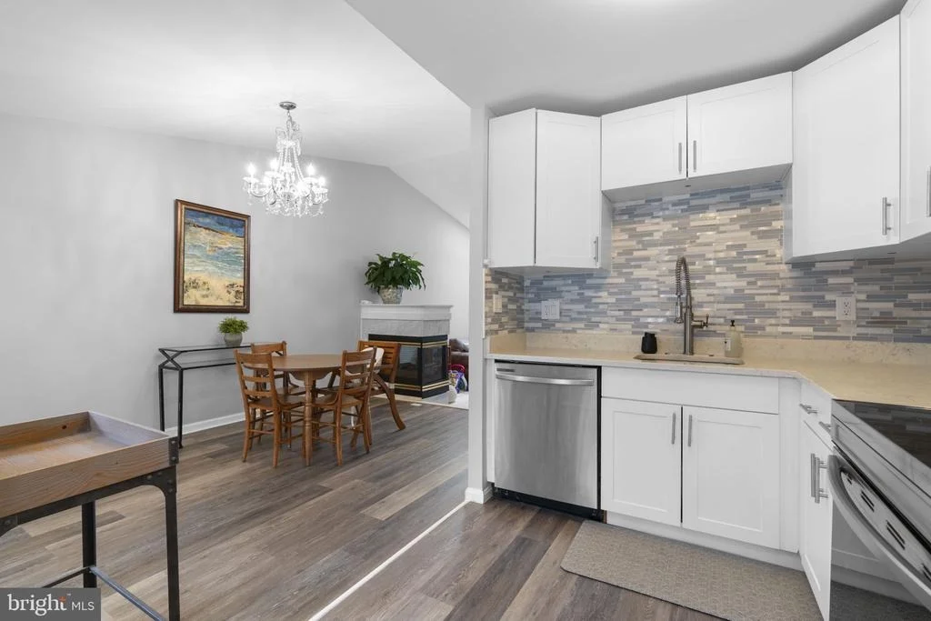 Photo of 287 NORTH DRIVE