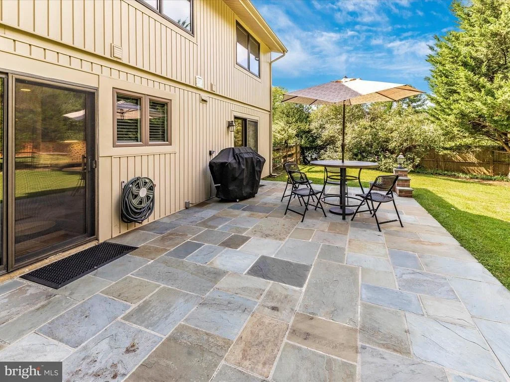 Photo of 11709 FLINTS GROVE