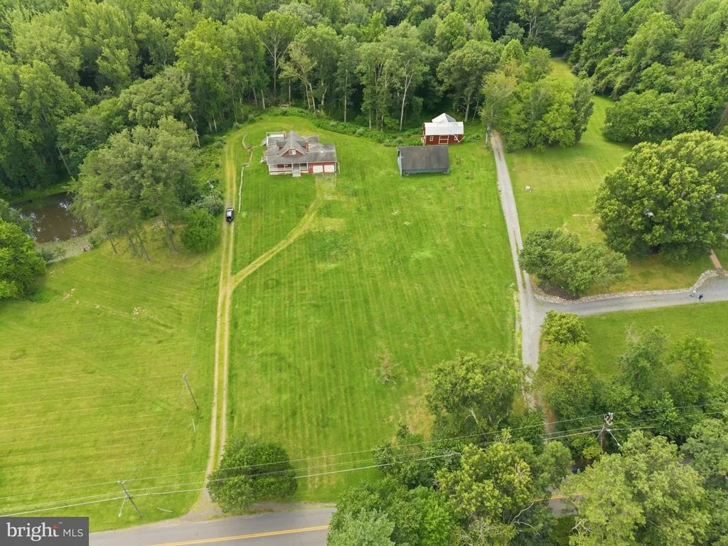 Photo of 11201 STUART MILL ROAD
