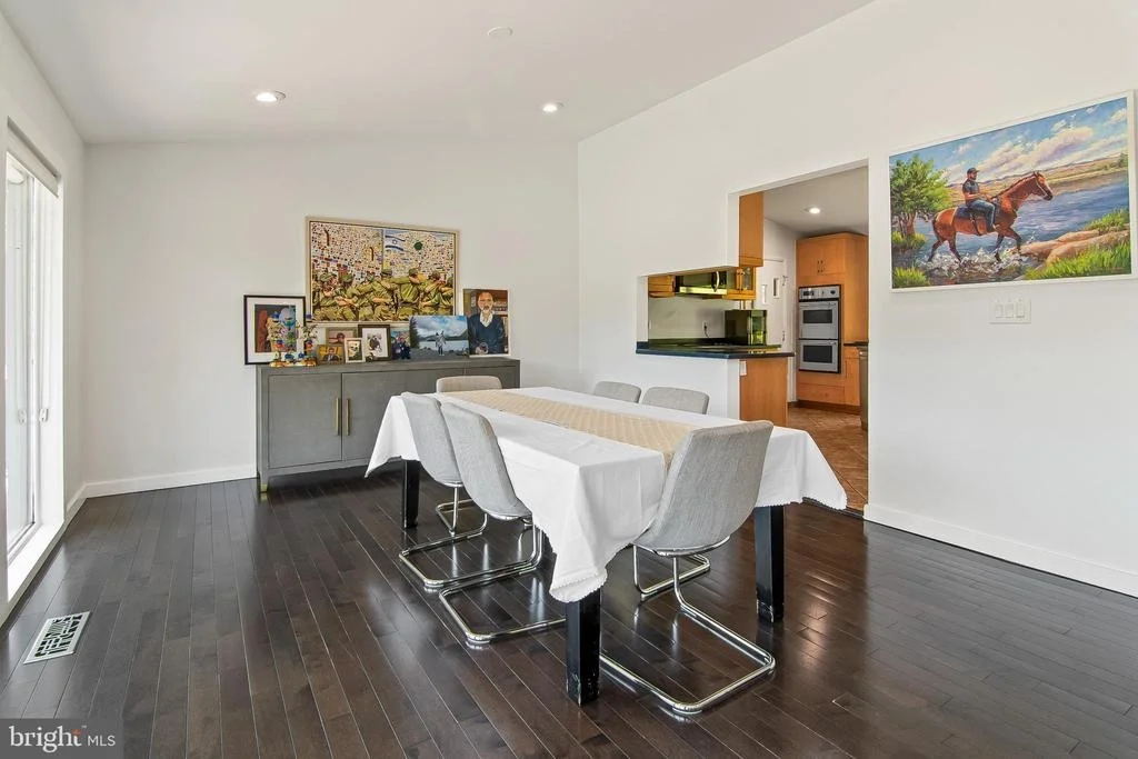 Photo of 6105 IVYMOUNT ROAD
