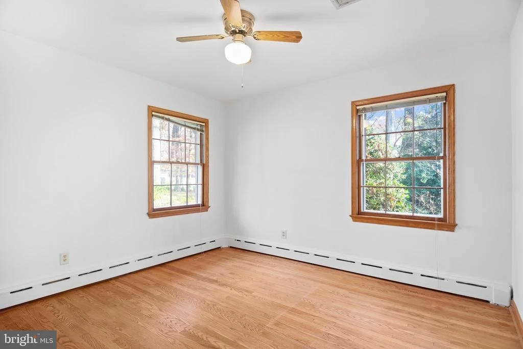 Photo of 10207 LARISTON LANE