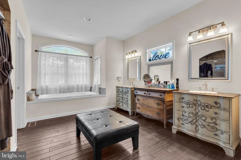Photo of 222 WELLS MILLS ROAD