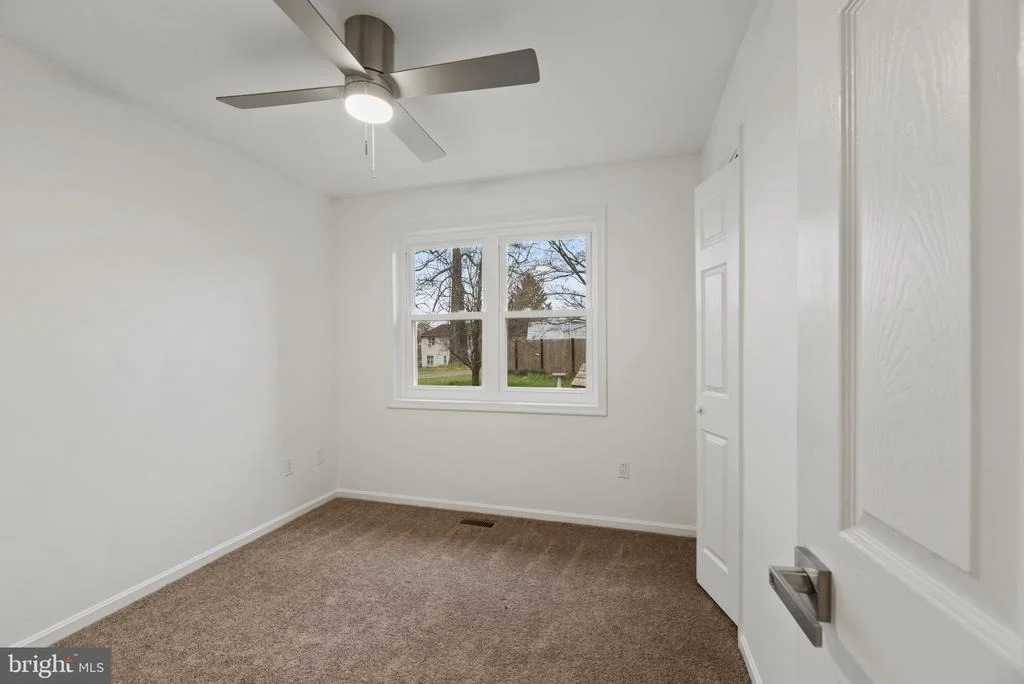 Photo of 9947 BOYDS TURN ROAD