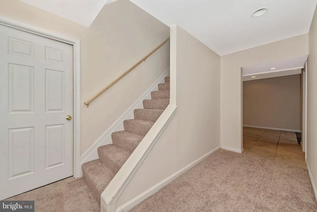 Photo of 638 BUSHYTAIL DRIVE