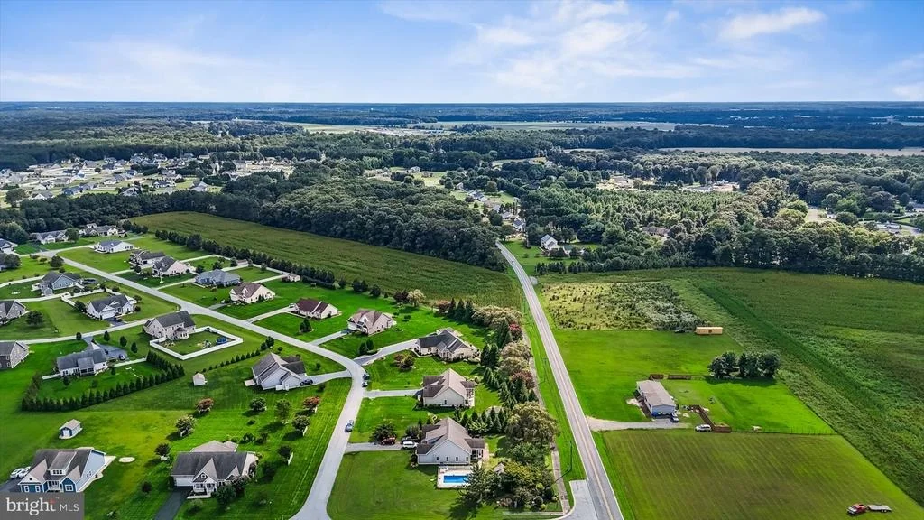 Photo of 24860 MISTLETOE DRIVE
