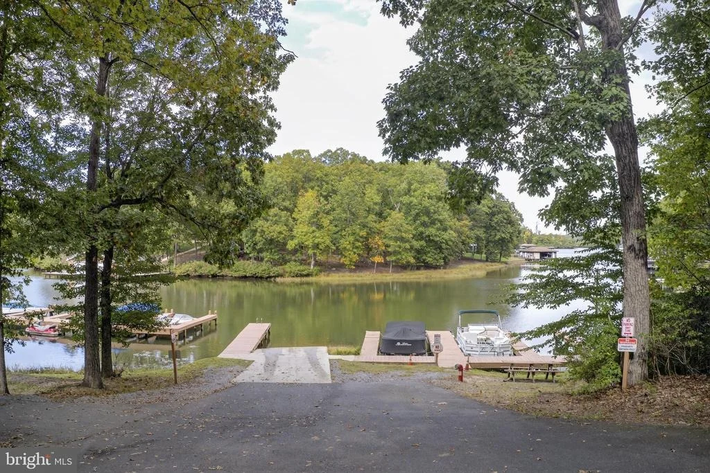 Photo of 721 PINE HARBOUR DRIVE