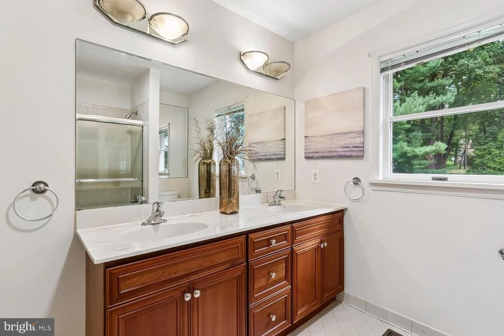 Photo of 17034 BARN RIDGE DRIVE