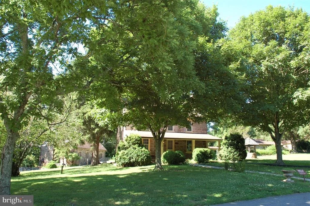 Photo of 13904 POPLAR TREE ROAD