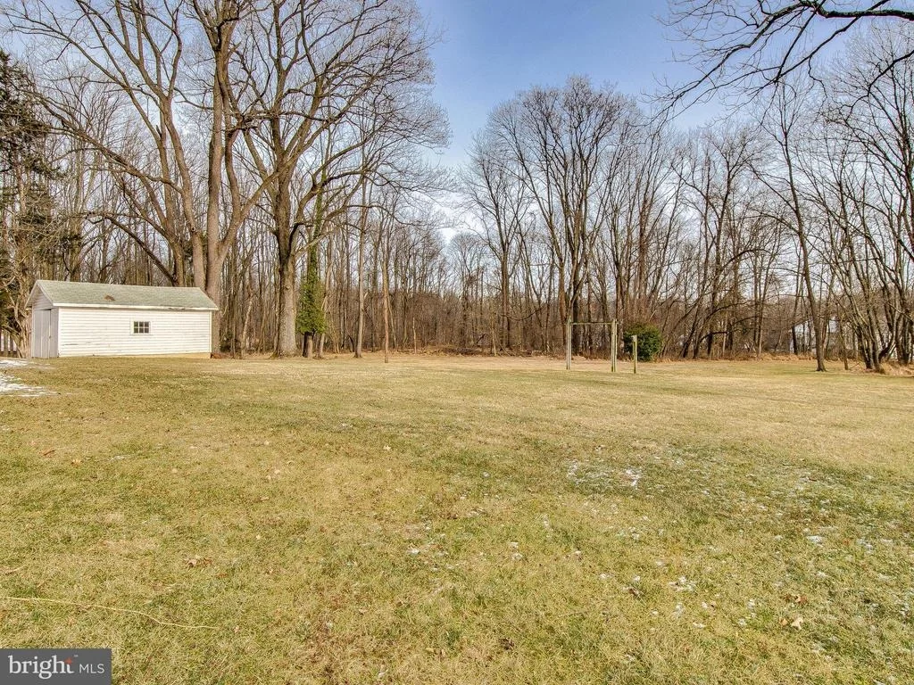 Photo of 17305 BATCHELLORS FOREST ROAD