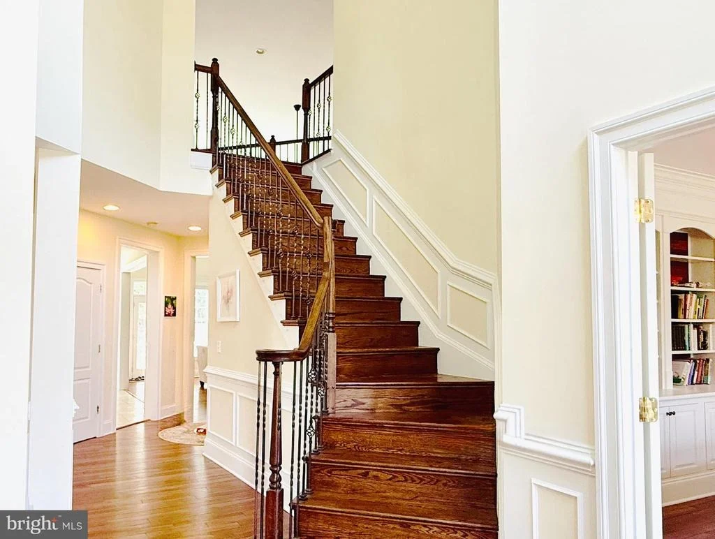 Photo of 7532 RED HILL DRIVE