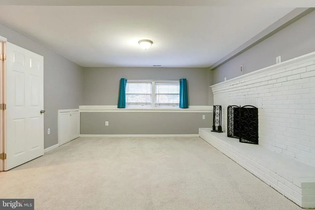 Photo of 1308 DULLES PLACE