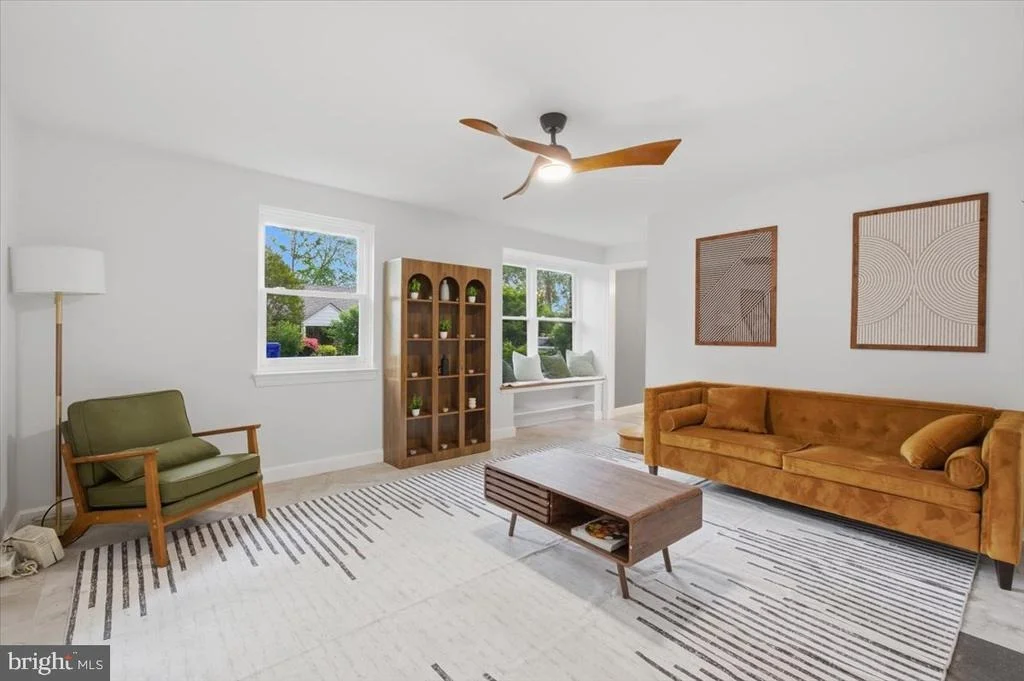 Photo of 1613 N SPRINGWOOD DRIVE N