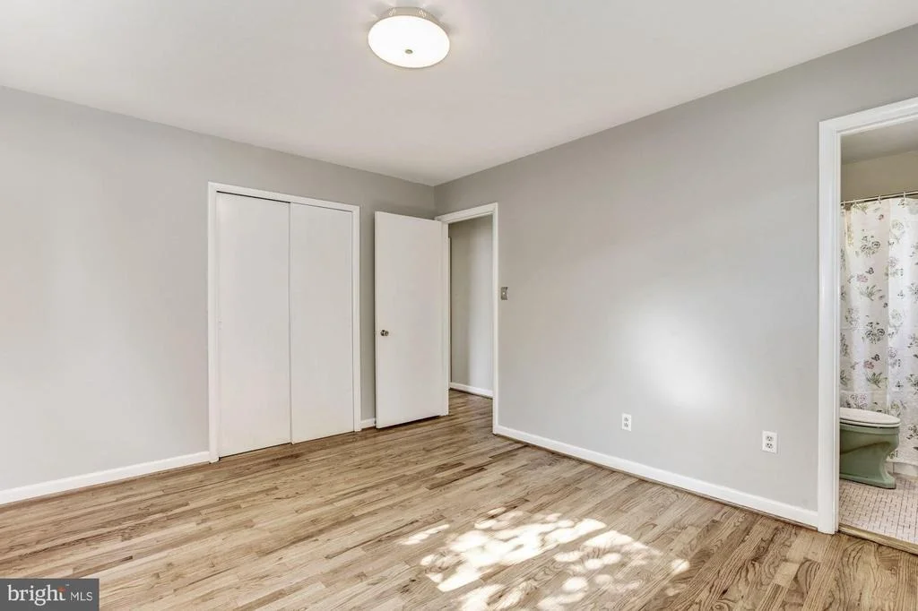 Photo of 4310 ROBERT COURT