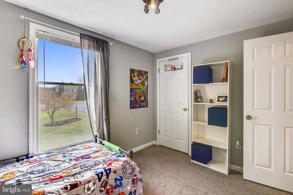 Photo of 19510 THOMAS DRIVE