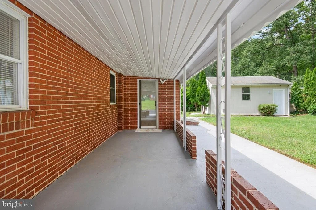 Photo of 1404 SPRING AVENUE