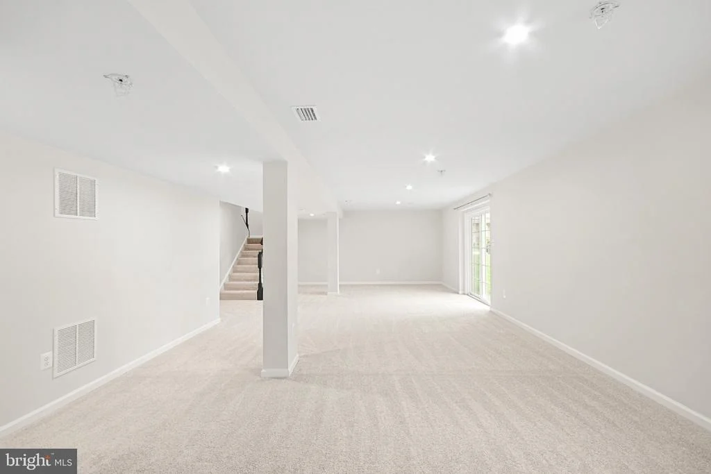 Photo of 12 DEAN LANE