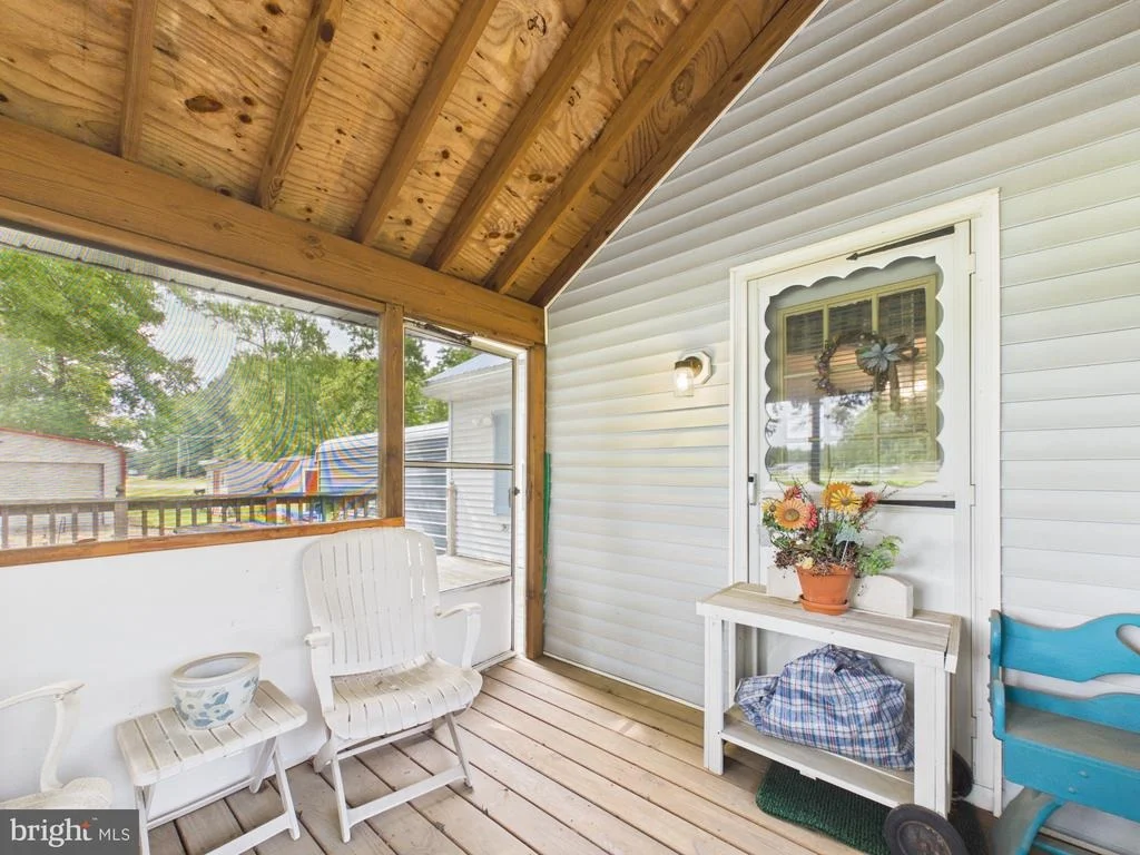 Photo of 18395 MCCOLLEYS CHAPEL ROAD
