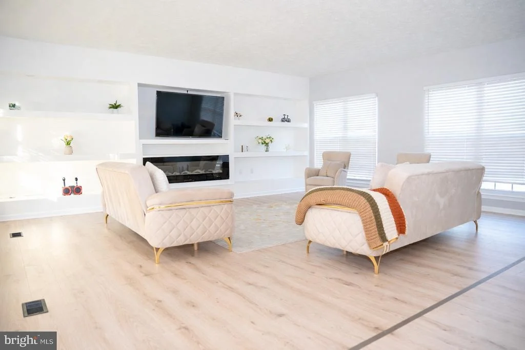 Photo of 11002 CRANFORD DRIVE
