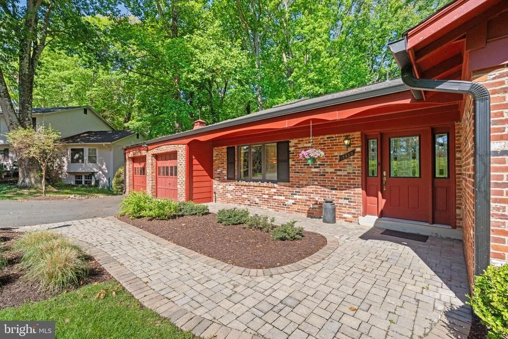 Photo of 12520 DAVAN DRIVE