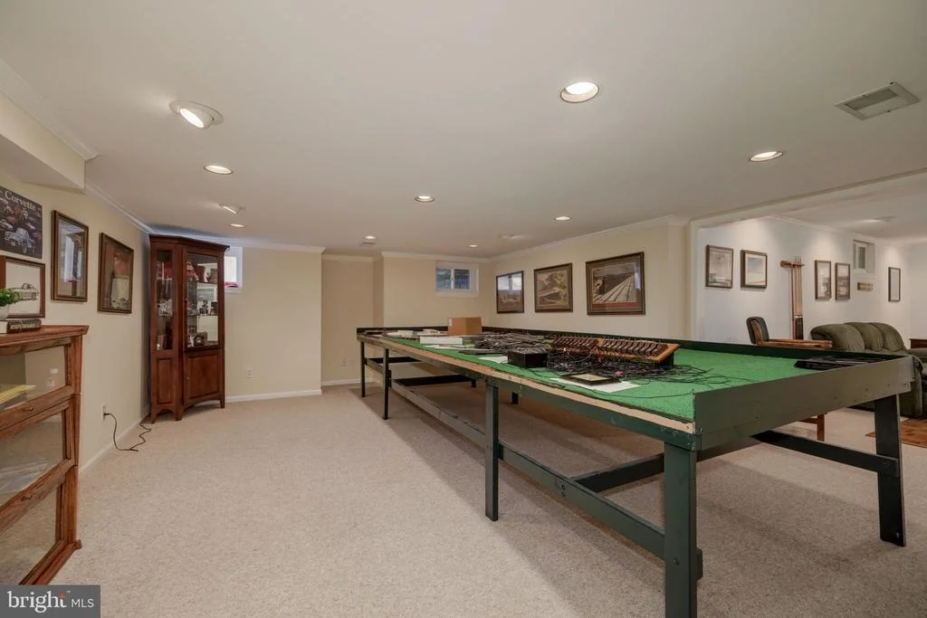 Photo of 6929 SPANKER DRIVE