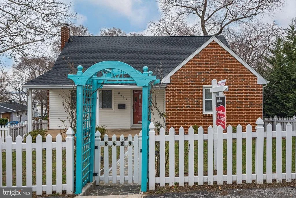 Photo of 8429 MAIN AVENUE