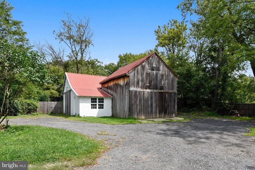 Photo of 2708 SPENCERVILLE ROAD