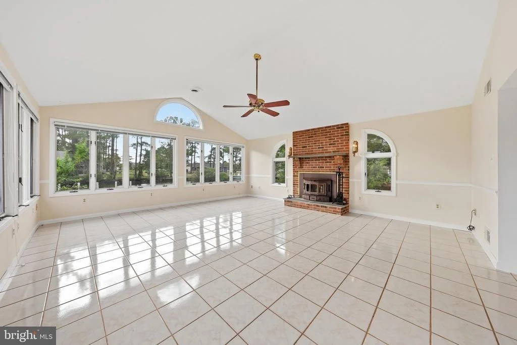 Photo of 5194 DEBRA ROAD