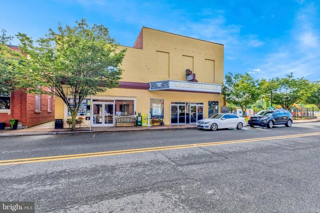 Photo of 301 ADELAIDE DRIVE
